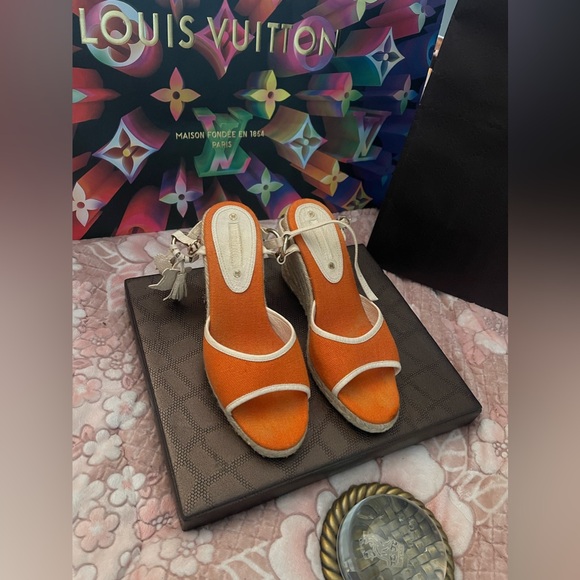Rare Celine vintage wedges  run way never worn - Picture 1 of 9